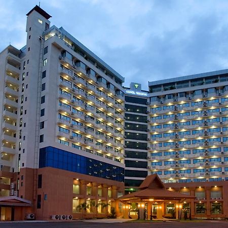 Hotel Янгон Екстер'єр фото