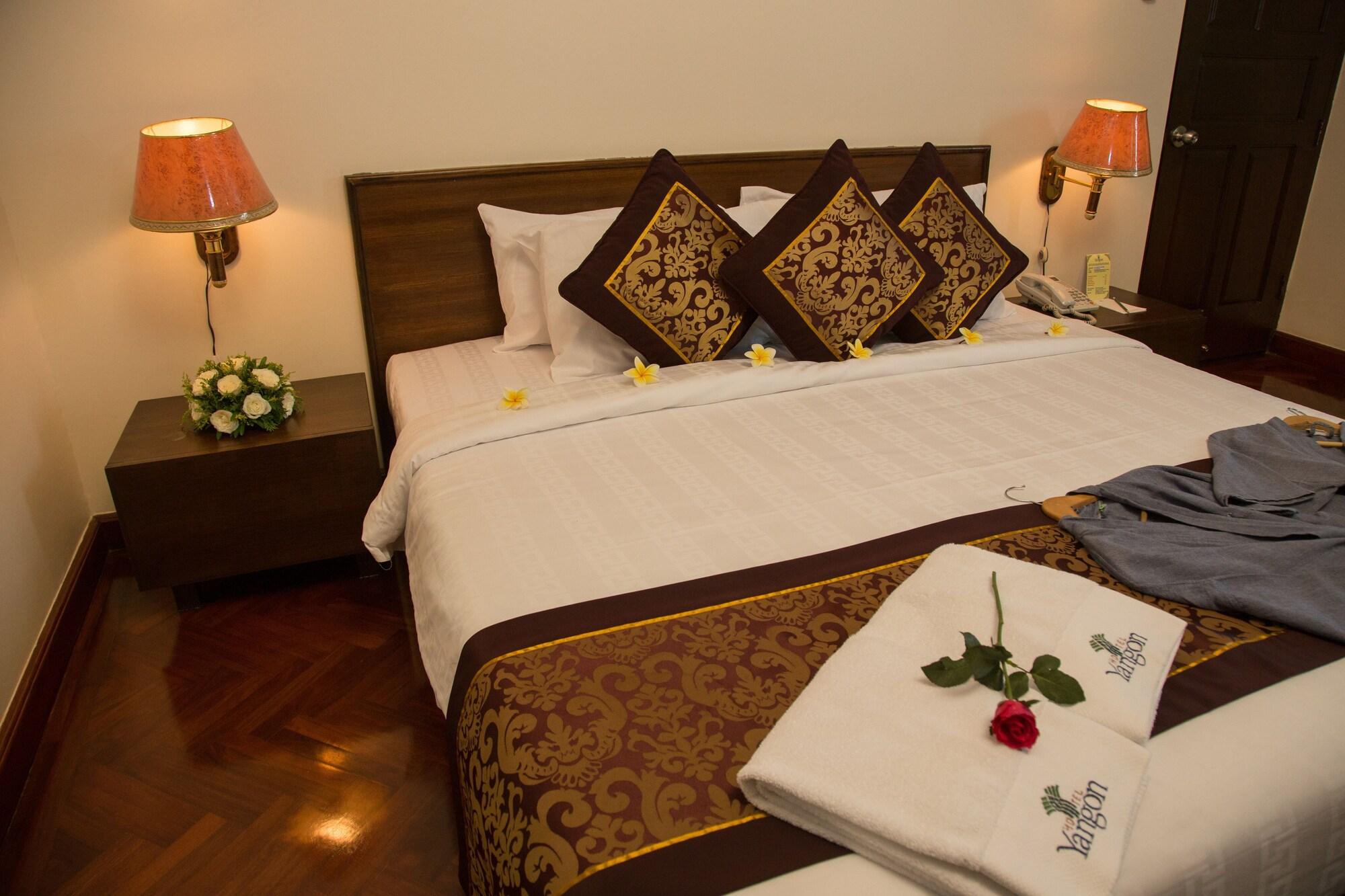 Hotel Янгон Екстер'єр фото
